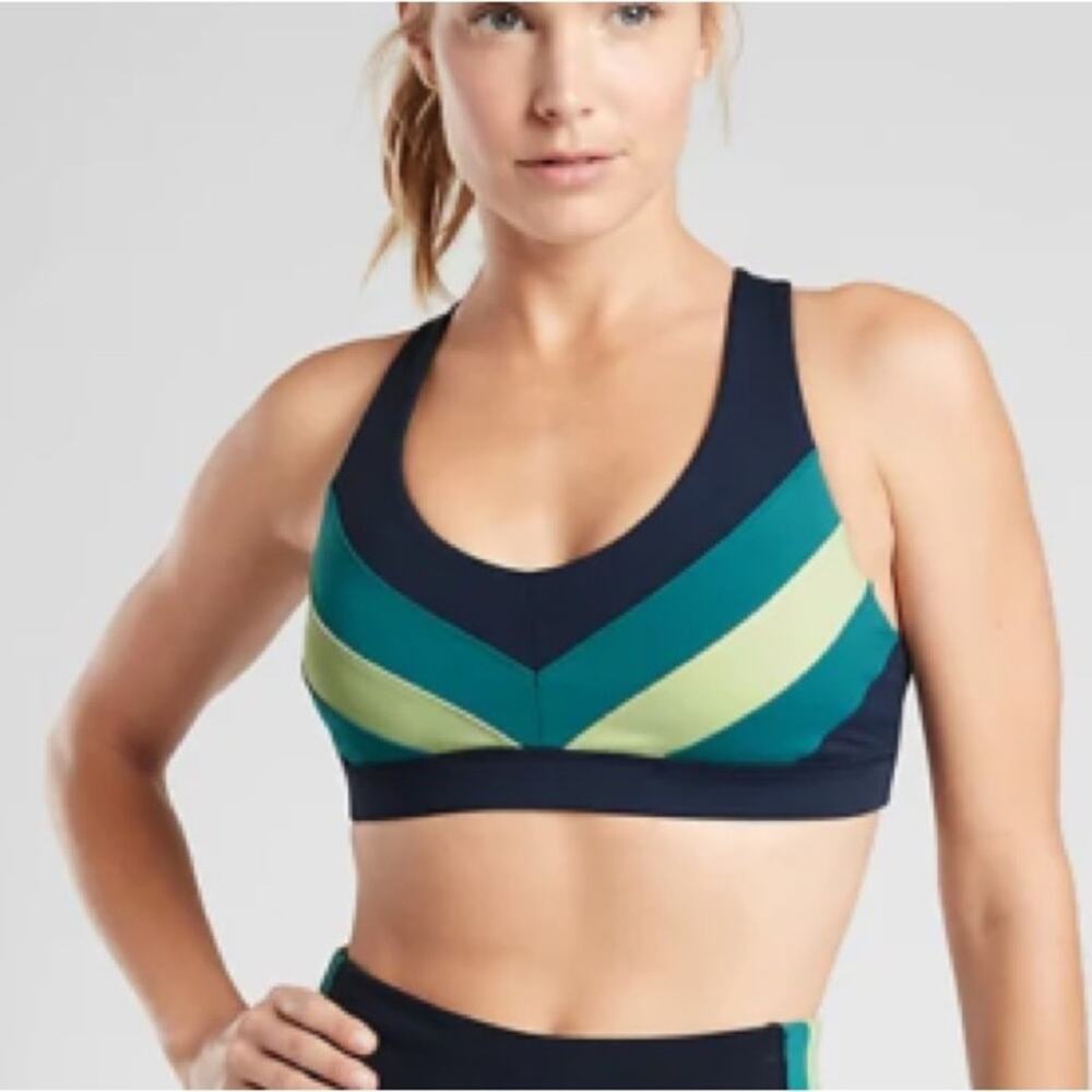 Athleta Crunch Colorblock Blue Criss Cross Sports Bra Size Small